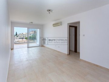 Apartment For Sale  in  Peyia