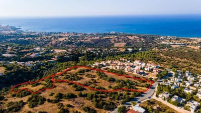 Touristic Land For Sale  in  Neo Chorio