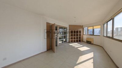 Office  For Sale  in  Agia Zoni