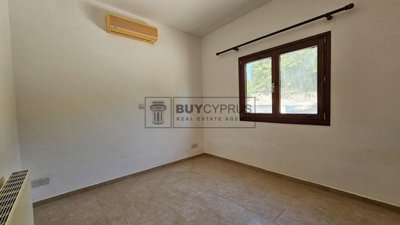 Detached Villa For Sale  in  Lysos