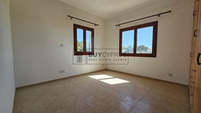 Detached Villa For Sale  in  Lysos