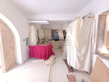 Detached Villa For Sale  in  Kamares - Tala