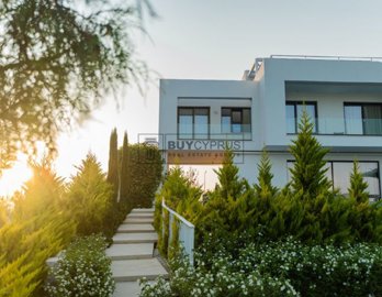 Detached Villa For Sale  in  Peyia