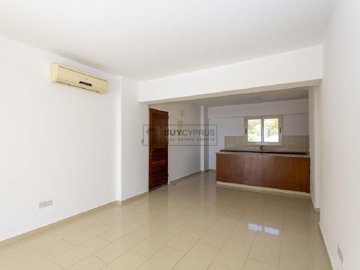 Apartment For Sale  in  Peyia