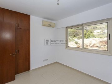 Apartment For Sale  in  Peyia