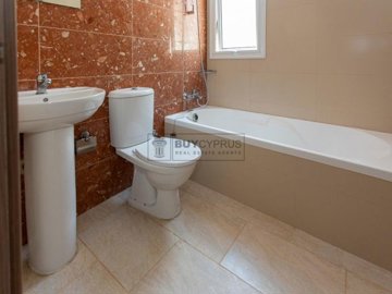 Apartment For Sale  in  Peyia