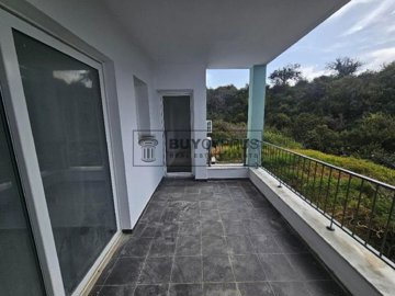 Apartment For Sale  in  Peyia