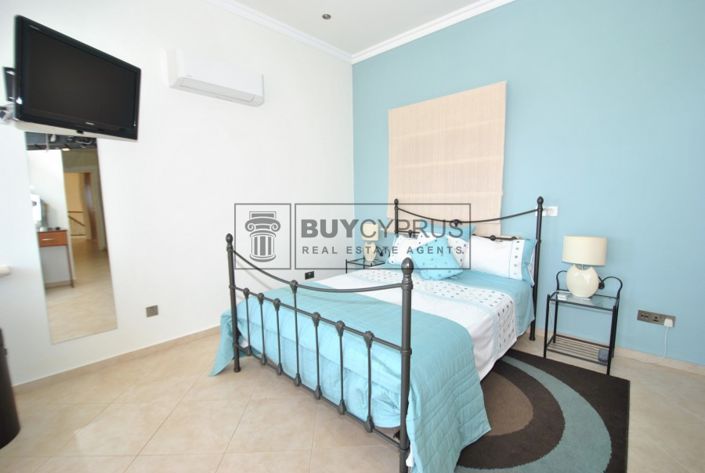 Image No.44-5 Bed Villa for sale