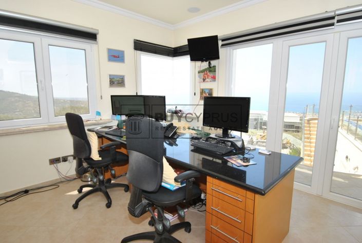 Image No.53-5 Bed Villa for sale