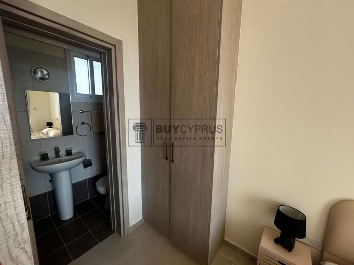 Image No.19-3 Bed Villa for sale