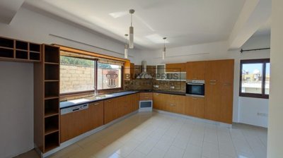 Detached Villa For Sale  in  Konia