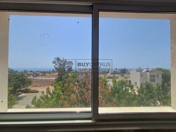 Detached Villa For Sale  in  Peyia