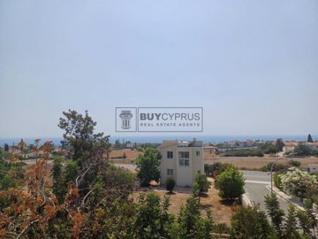 Detached Villa For Sale  in  Peyia