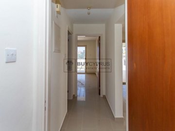 Apartment For Sale  in  Peyia