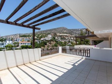 Apartment For Sale  in  Peyia