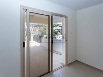 Apartment For Sale  in  Peyia
