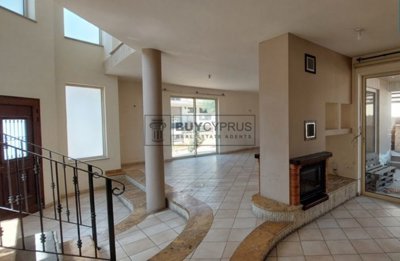 Detached Villa For Sale  in  Agios Athanasios