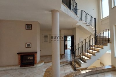 Detached Villa For Sale  in  Agios Athanasios