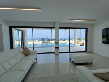 Detached Villa For Sale  in  Kissonerga