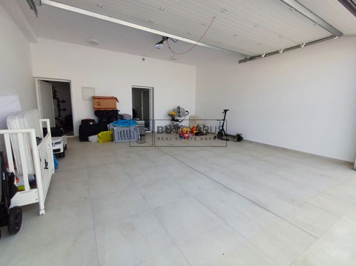 Image No.19-4 Bed Villa for sale