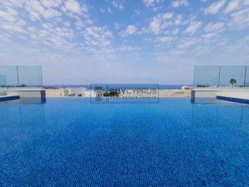 Detached Villa For Sale  in  Kissonerga