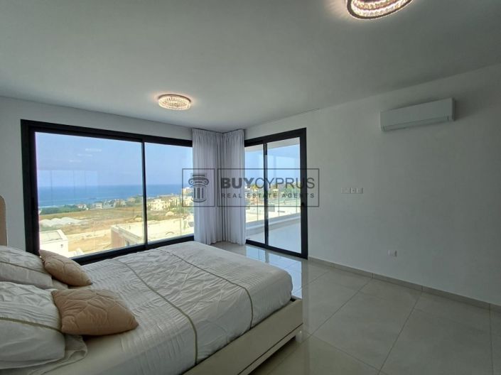 Image No.41-4 Bed Villa for sale