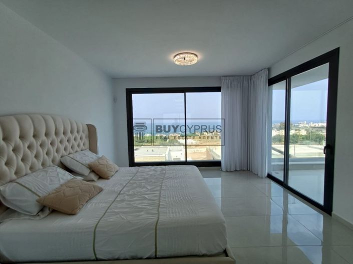 Image No.43-4 Bed Villa for sale