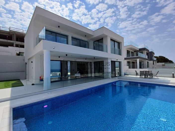 Image No.46-4 Bed Villa for sale