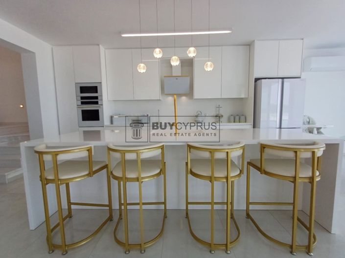 Image No.47-4 Bed Villa for sale