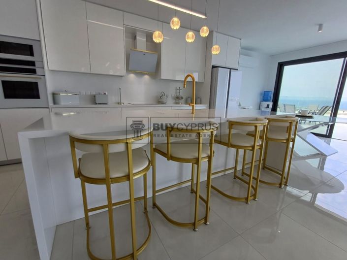 Image No.48-4 Bed Villa for sale