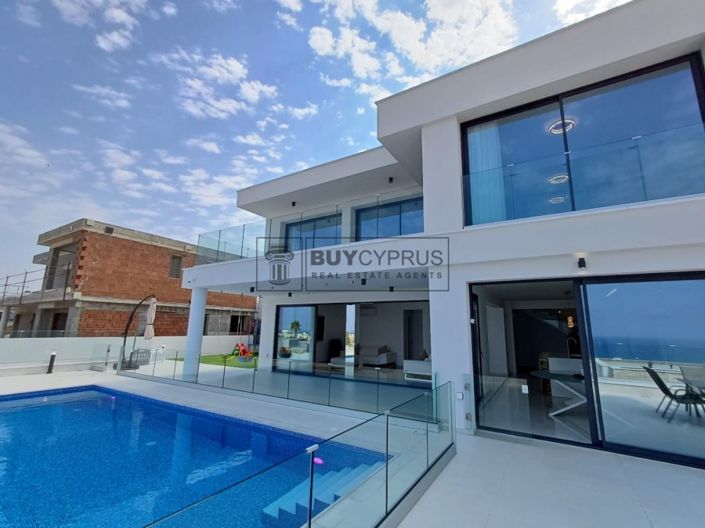 Image No.53-4 Bed Villa for sale