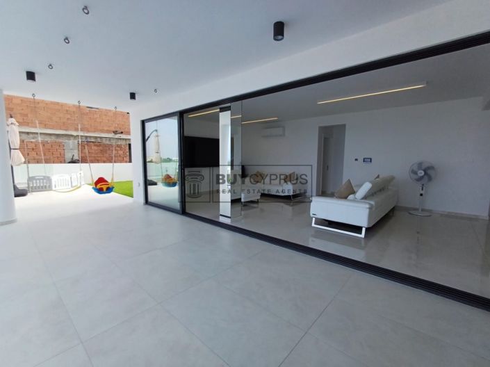 Image No.6-4 Bed Villa for sale