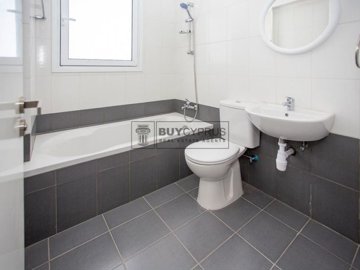 Apartment For Sale  in  Peyia
