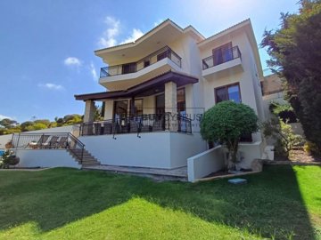 Detached Villa For Sale  in  Aphrodite Hills