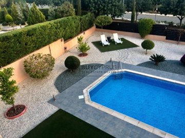 Detached Villa For Sale  in  Secret Valley