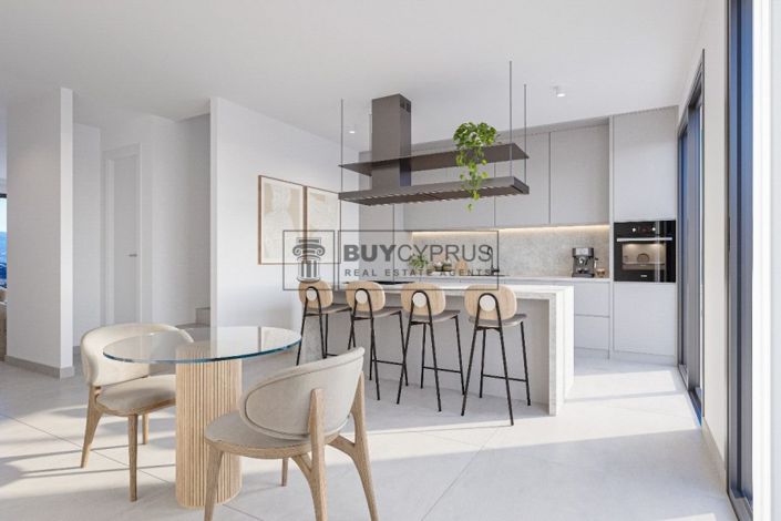 Image No.8-3 Bed Villa for sale