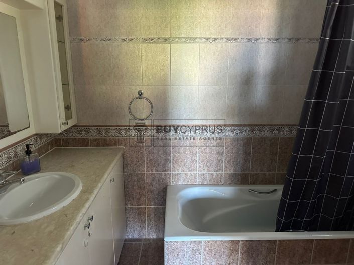 Image No.19-7 Bed Villa for sale