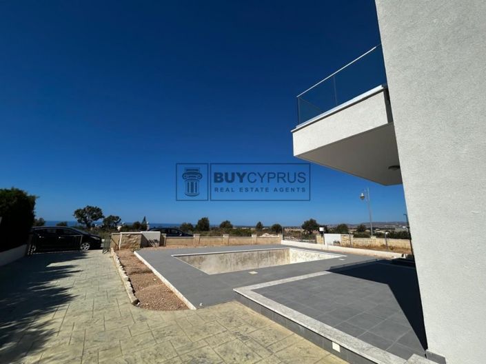 Image No.2-Villa de 2 chambres à vendre à Paphos