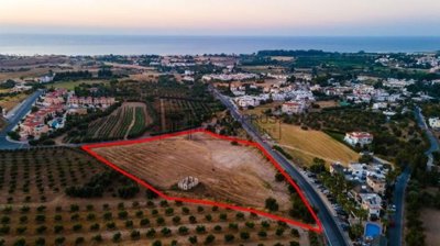 Residential Land  For Sale  in  Polis