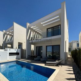 Detached Villa For Sale  in  Tombs of the Kings