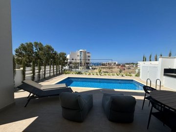 Detached Villa For Sale  in  Tombs of the Kings