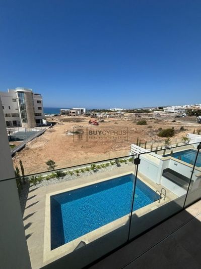 Image No.5-3 Bed Villa for sale