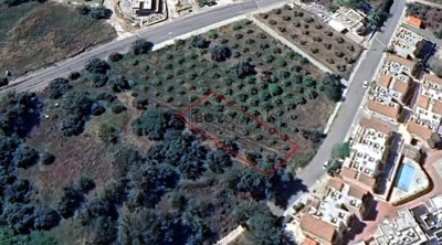 Residential Land  For Sale  in  Argaka