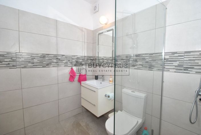 Image No.21-3 Bed Apartment for sale