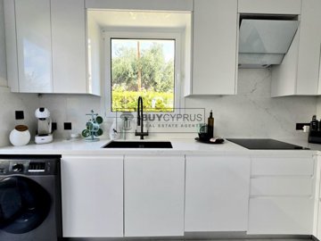Detached Villa For Sale  in  Peyia