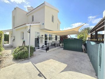 Detached Villa For Sale  in  Peyia