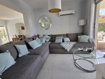 Detached Villa For Sale  in  Peyia