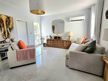 Detached Villa For Sale  in  Peyia