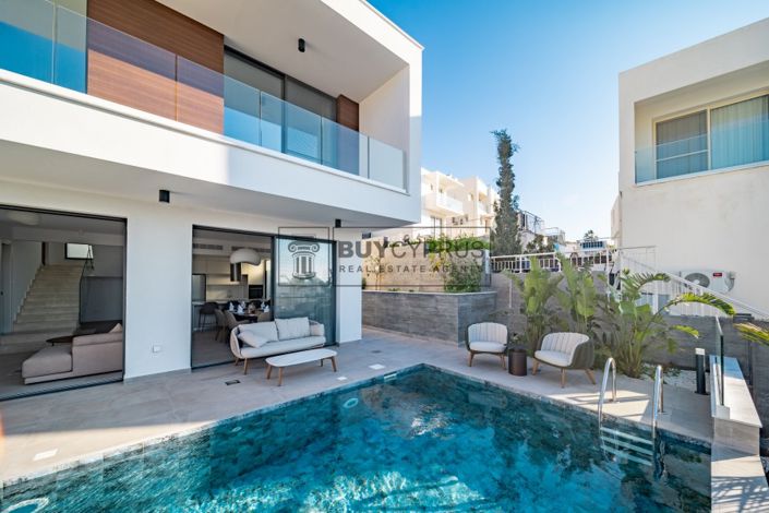 Image No.2-3 Bed Villa for sale