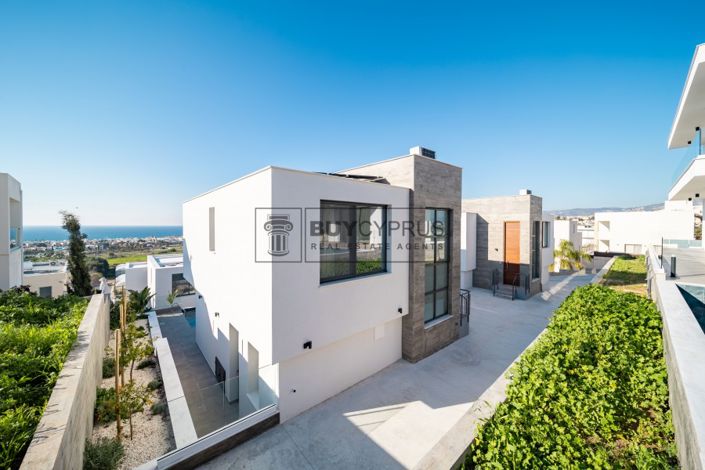 Image No.22-3 Bed Villa for sale